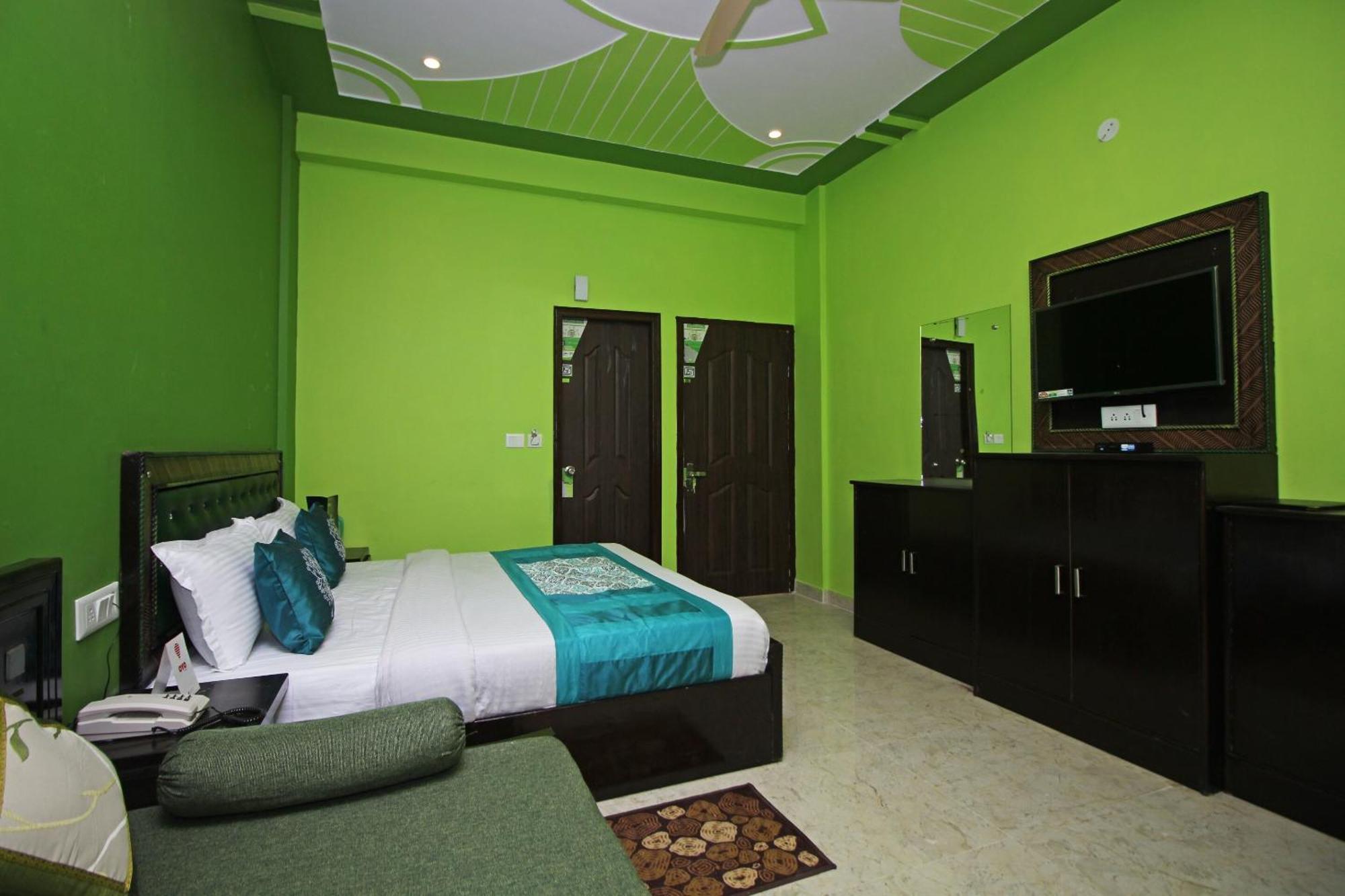 Hotel O Kempty Lake Adventure Resort Mussoorie Kültér fotó